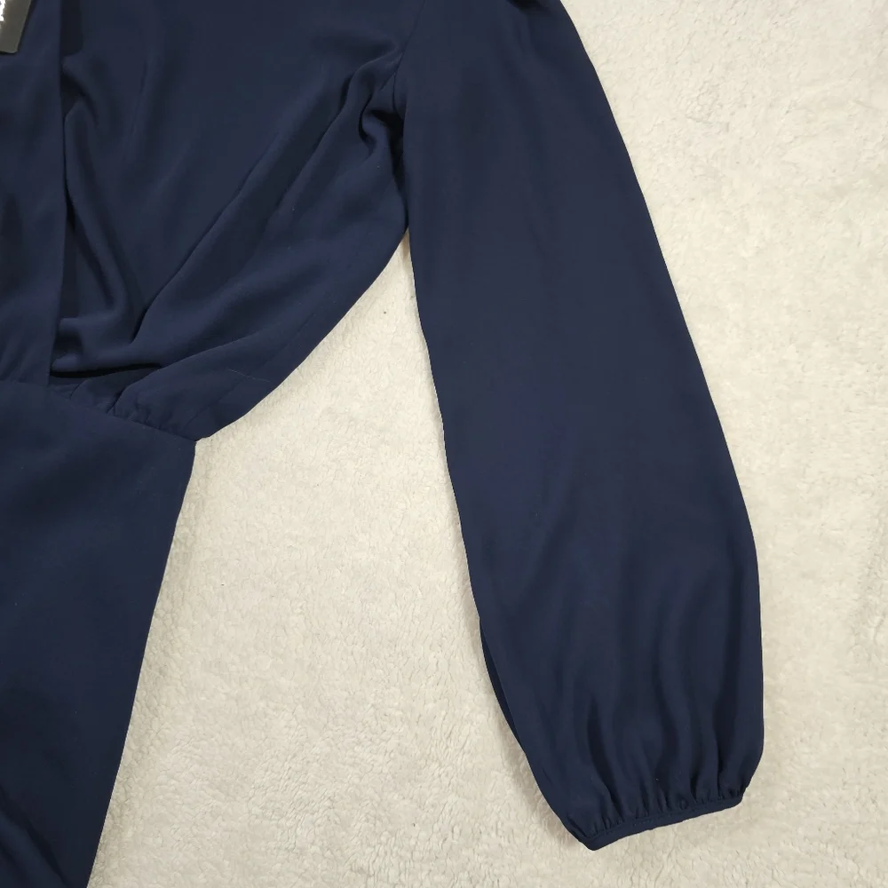 NWT Krisa Long Sleeve Surplice Dress in Navy XS - Picture 5 of 8